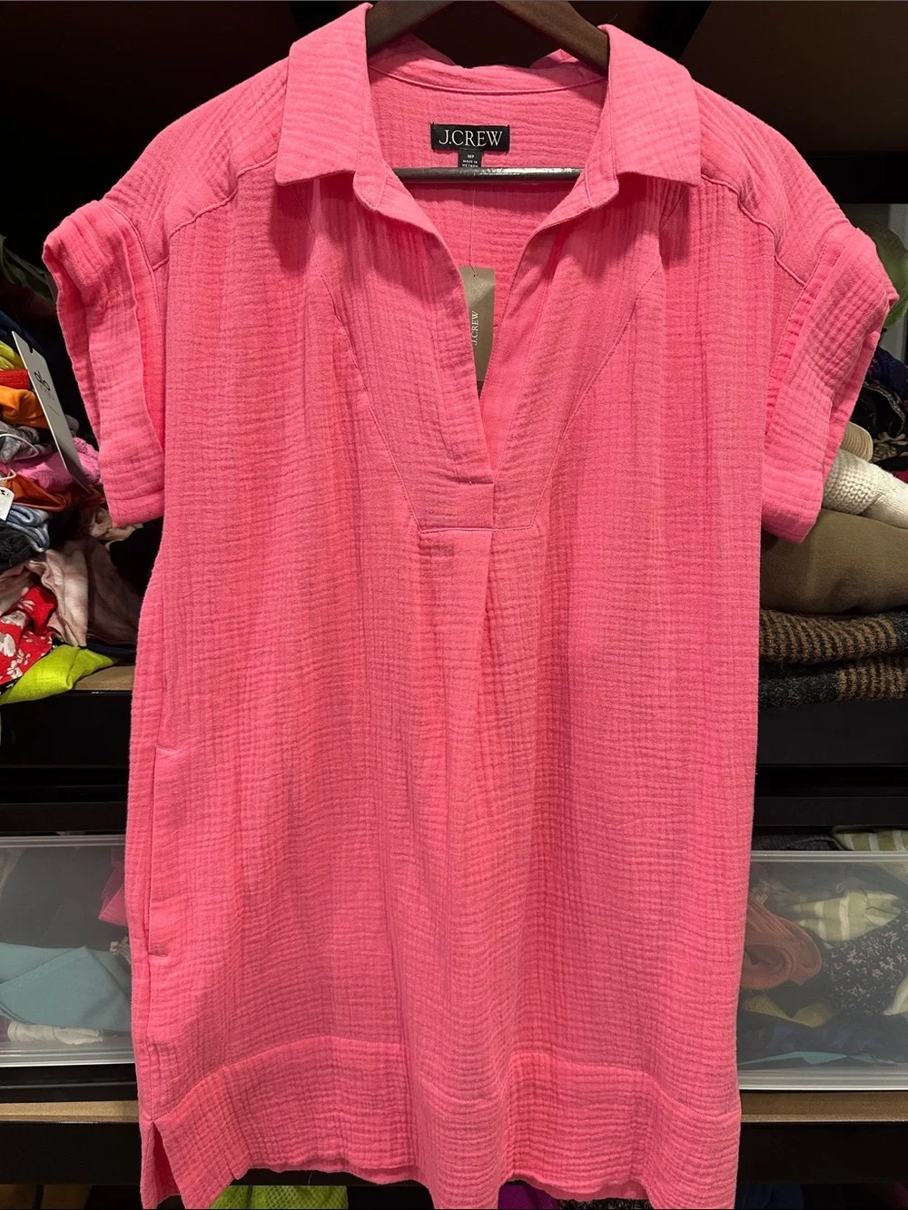 MP J Crew Bright Pink Short sleeve, 100% cotton, v-neck, Barbie preppy